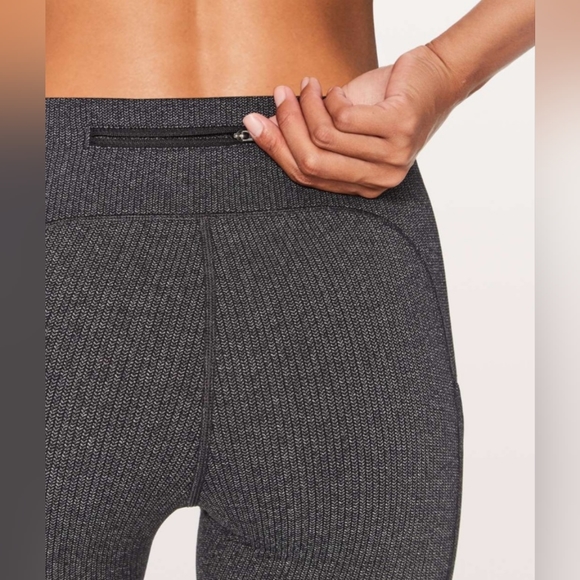 Lululemon ~Speed Up Tight 28", Size 4. - Picture 7 of 15